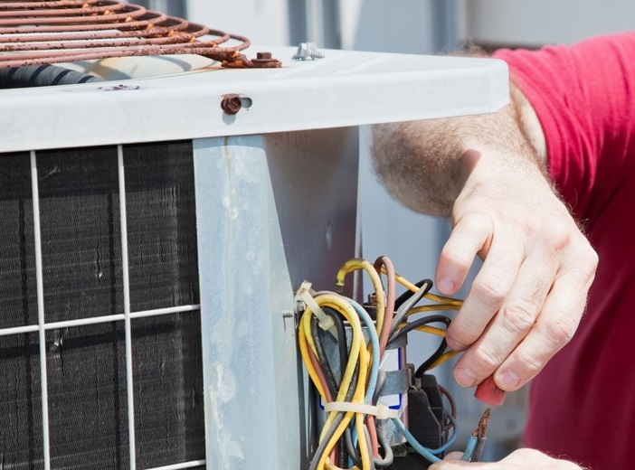 Find Out Why and How to Fix Your AC When Blowing Hot Air?