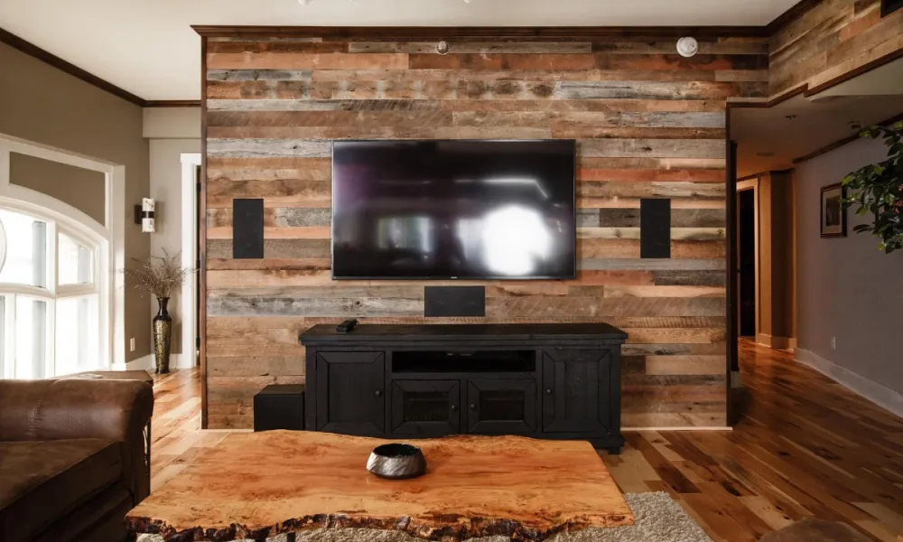 Revitalizing Interiors with the Enduring Charm of Barnwood Shiplap