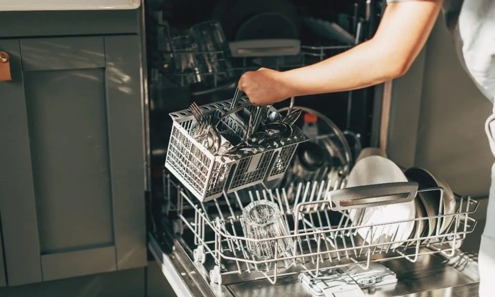 5 Dishwash Maintenance Tips to Keep It Efficient for Years